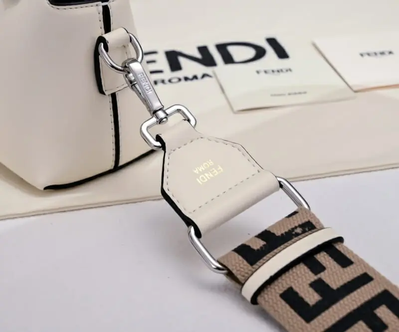 fendi aaa qualite mini sac a main pour femme s_122331b3